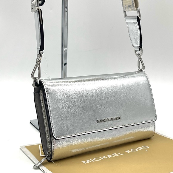 Michael Kors Handbags - Michael Kors Large Zip Around Wallet Crossbody Bag